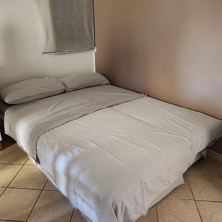 Sea Garden, Fronte Mare Con Piscina Apartman Mascali Kültér fotó